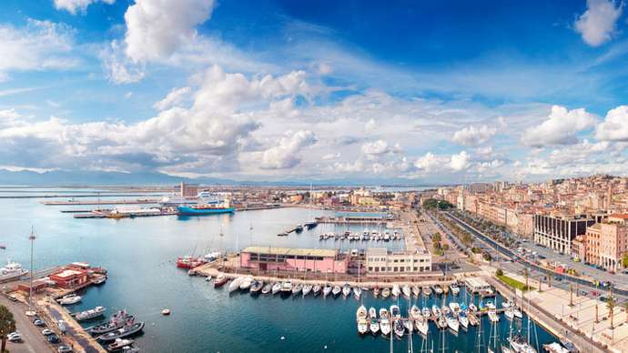 تقارير: قطر تسعى للاستثمار في ميناء كالياري الإيطالي