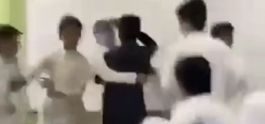 نهاية كارثية... مشاجرة في مدرسة سعودية تنتهي بمقتل مراهق