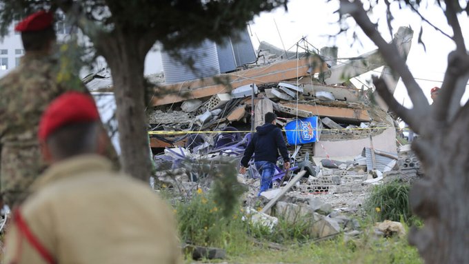انفجار مركز كشفي بجنوب لبنان يودي بحياة شخص ويصيب 7 آخرين