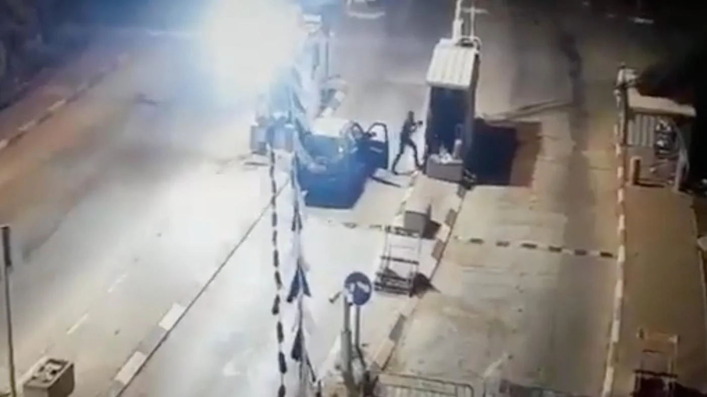 بالفيديو.. مقتل حارس أمن إسرائيلي عند مدخل مستوطنة أرئيل وحركة فتح تتبنى