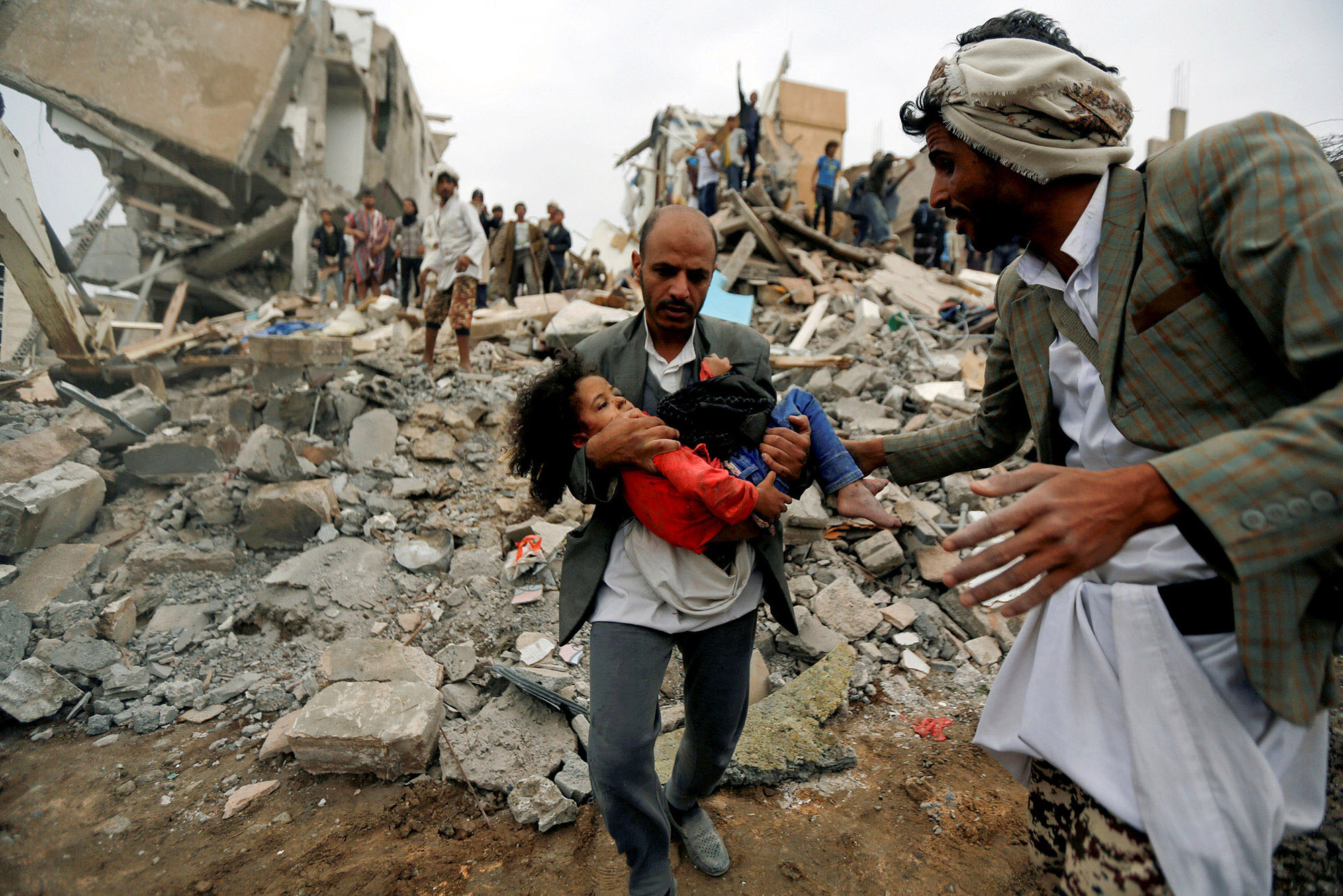 منظمة حقوقية تتهم بايدن بمشاركة السعودية والإمارات في حرب اليمن