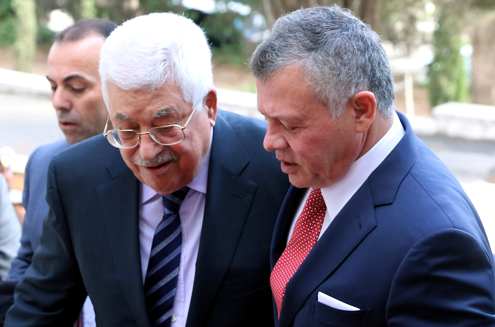الرئيس الفلسطيني يبحث مع نظيره الأردني آخر التطورات في الأراضي الفلسطينية
