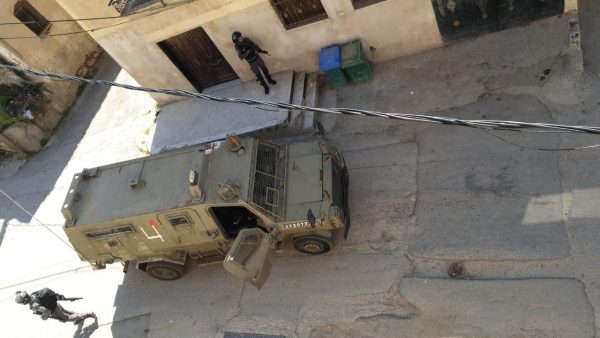 قوات الاحتلال الإسرائيلي تقتحم قرية رمانة بالضفة الغربية بعد اعتقال منفذي عملية إلعاد