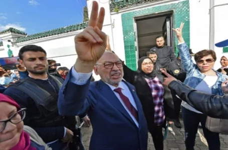النهضة تتهم الرئيس التونسي بتلفيق قضايا كيدية لمعارضيه