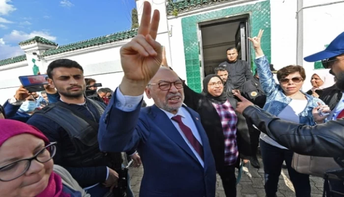 النهضة تتهم الرئيس التونسي بتلفيق قضايا كيدية لمعارضيه