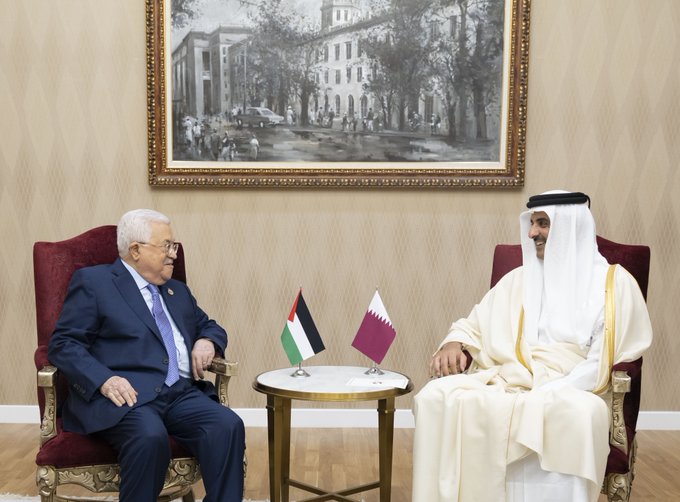 سمو الأمير يلتقي الرئيس الفلسطيني