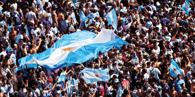  الحكومة الأرجنتينية تمنح إجازة رسمية لمواطنيها اليوم بمناسبة التتويج بكأس العالم