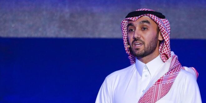 بعد رونالدو.. وزير الرياضة السعودي: سنضم نجوماً عالميين