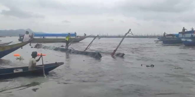 مقتل 23 شخصا غرقا بعد انقلاب قارب في بحيرة بالفلبين