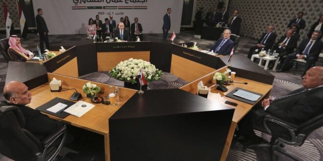 اجتماع تشاوري في القاهرة الثلاثاء للبحث في الأزمة السورية