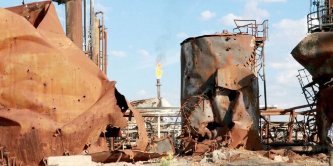 مسؤول كردي: نبيع النفط السوري للنظام بأسعار رمزية