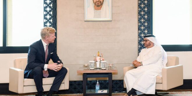 مستشار رئيس الإمارات يبحث مع المبعوث الأممي إلى اليمن مستجدات الأزمة