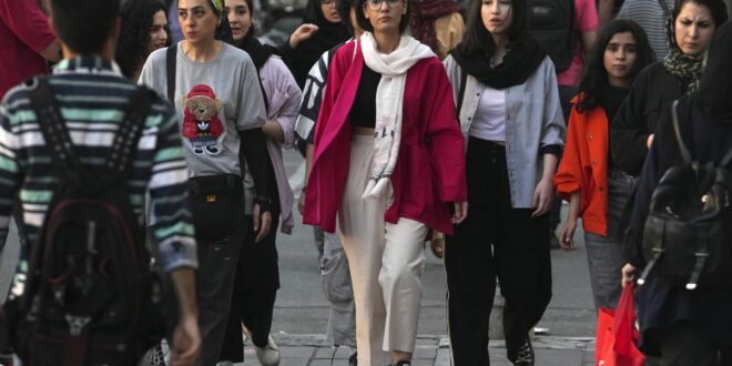 الأمم المتحدة تطالب إيران بإلغاء قانون الحجاب الجديد «المهين»