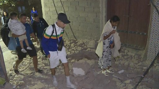 زلزال المغرب: قتلى وجرحى بالمئات والسكان يبيتون في العراء