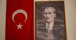 اتهامات لإردوغان بمحاولة طمس إرث أتاتورك