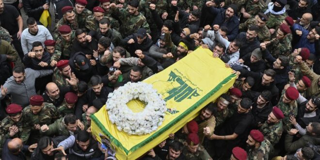 جرحى مدنيون في جنوب لبنان... و«حزب الله» يعلن مقتل 3 من عناصره