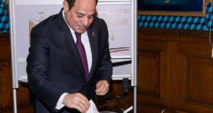 المصريون يصوتون في اليوم الأول للانتخابات الرئاسية
