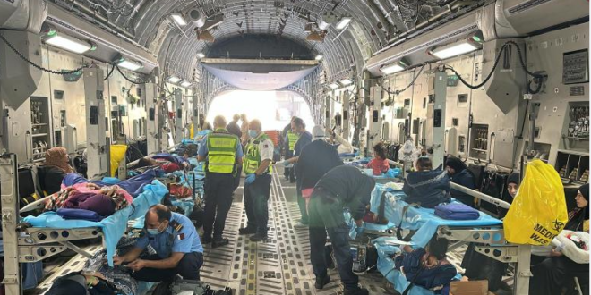 وصول الدفعة الثانية عشرة من الجرحى الفلسطينيين بقطاع غزة للعلاج في الدوحة